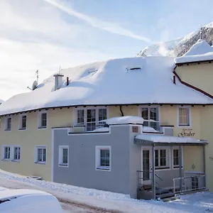 https://apart-gruber.ischgl-hotels.net