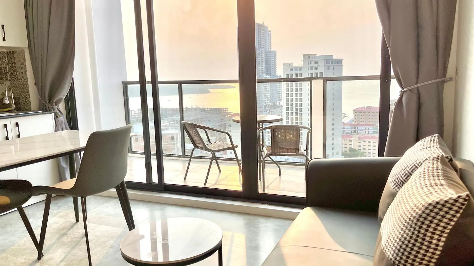 Air Condominium & Residence - Sihanoukville - 5Mn To Boat Pier Cambodia
