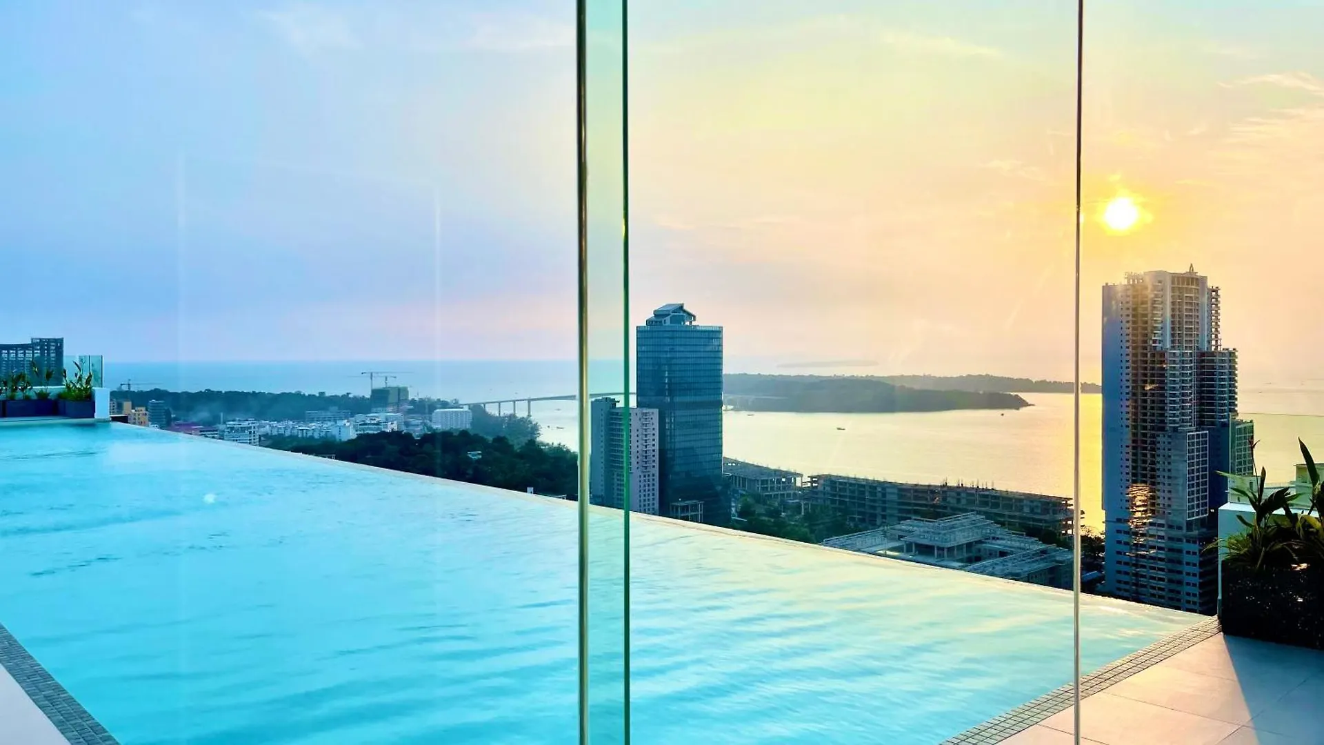 Air Condominium & Residence - Sihanoukville - 5Mn To Boat Pier Apartment