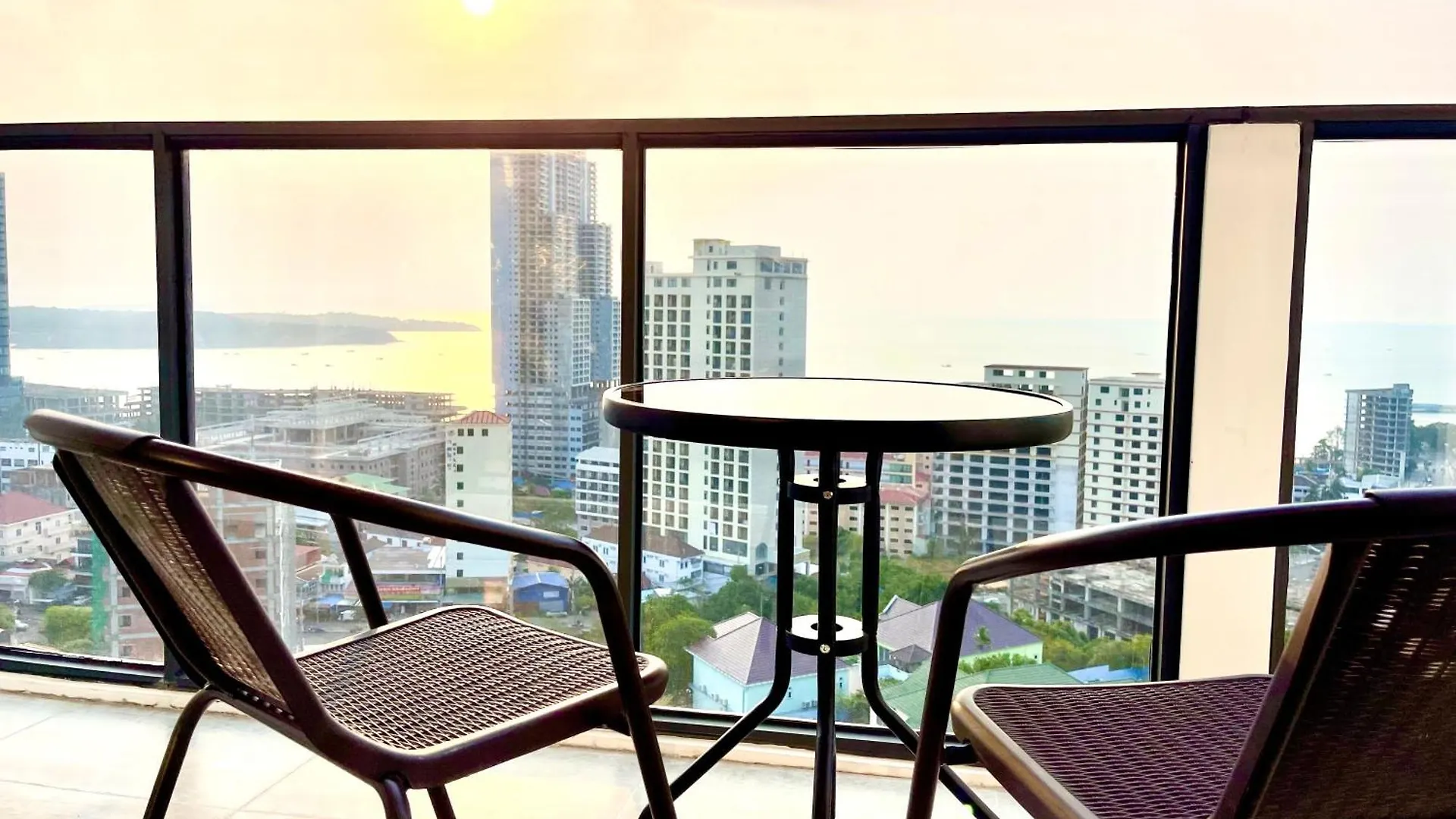 Apartment Air Condominium & Residence - Sihanoukville - 5Mn To Boat Pier
