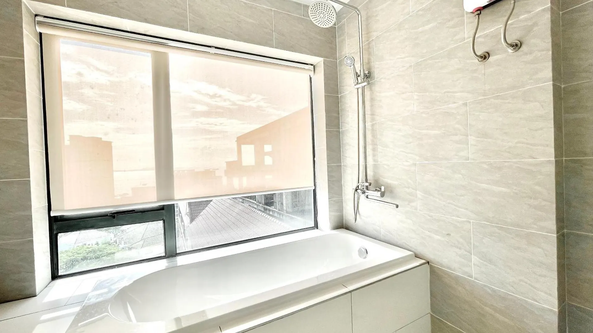 Air Condominium & Residence - Sihanoukville - 5Mn To Boat Pier 0*,  Cambodia